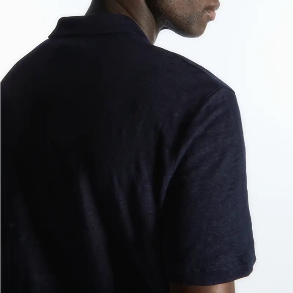 COS Regular-Fit Linen Polo Shirr - Picture 3 of 6